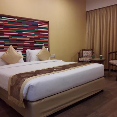 Cosmopolitan Hotels Maduraj Zewnętrze zdjęcie