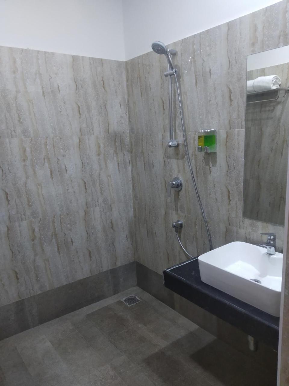 Cosmopolitan Hotels Maduraj Zewnętrze zdjęcie
