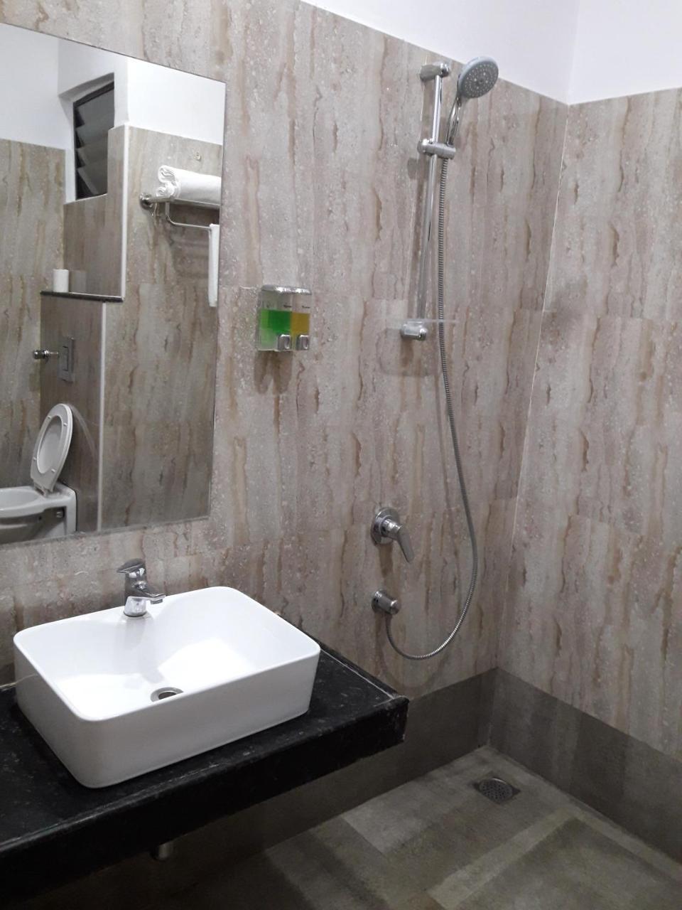 Cosmopolitan Hotels Maduraj Zewnętrze zdjęcie